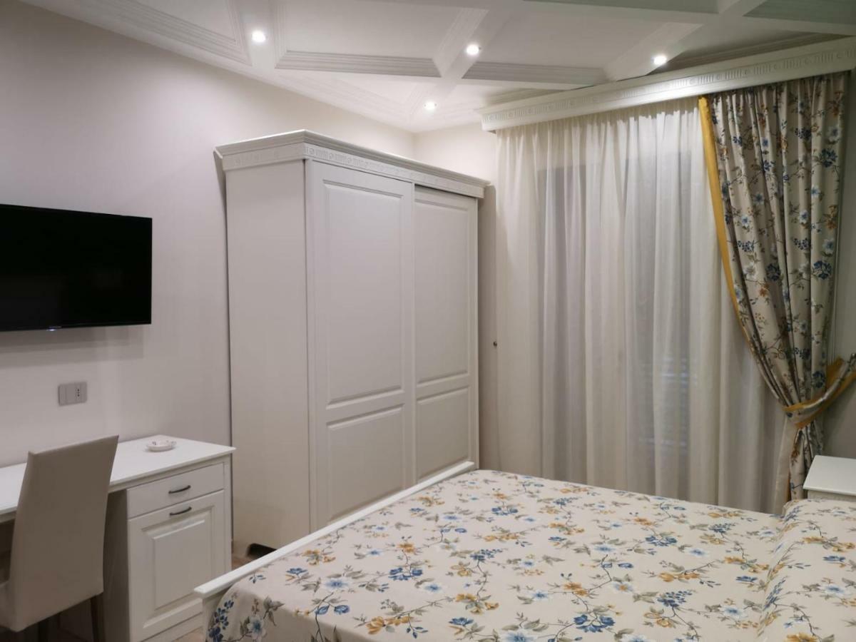 Stella Del Mare Hotel Ликата Екстериор снимка